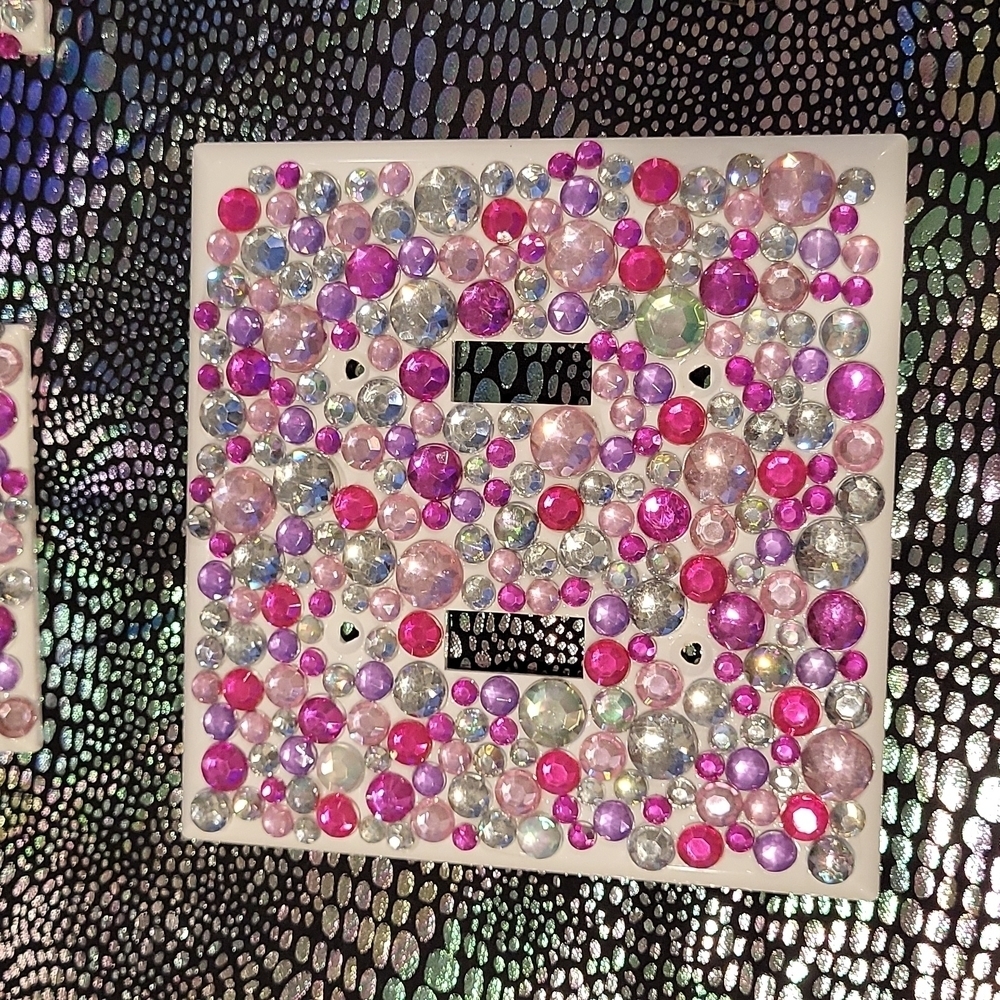 Blingy pink and silver light switch covers!